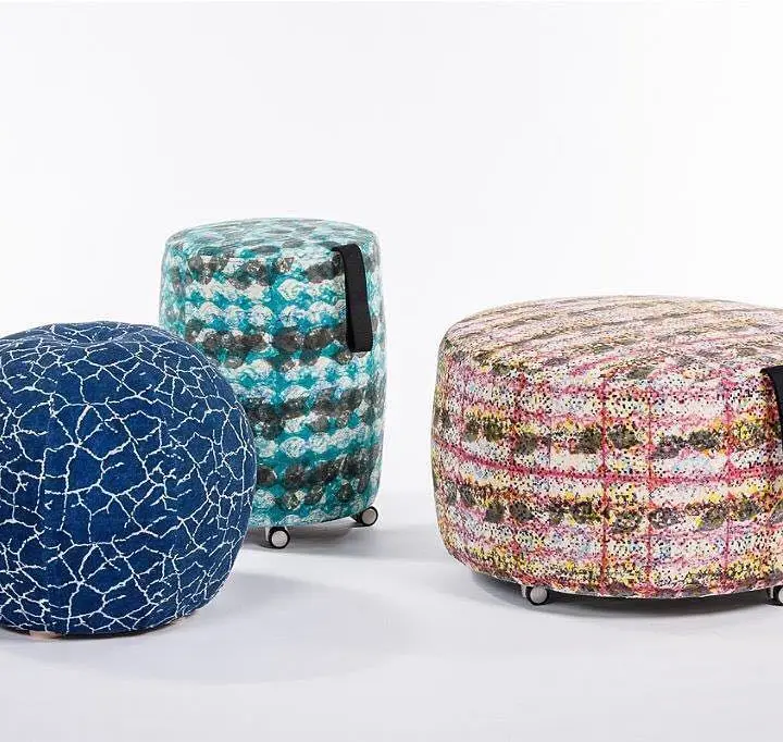 Petra ottomans, for Jiří Pelcl: photograph 1 of 2